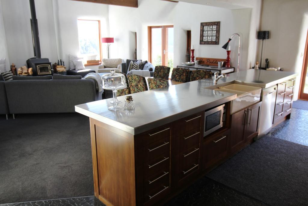 The Paddock Straw Bale Luxury Holiday House Arthurs Point الغرفة الصورة